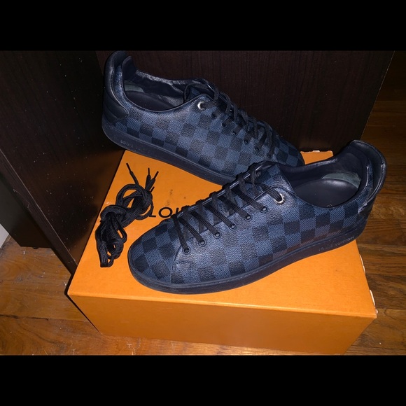 Louis Vuitton Sneakers - Picture 1 of 3